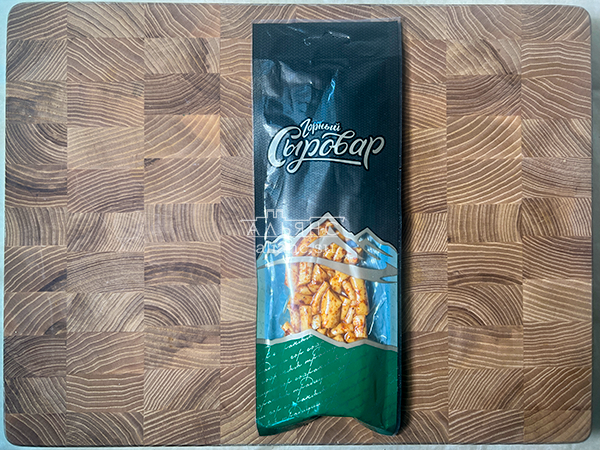 Сыр 60 гр ГОРНЫЙ СЫРОВАР (Бочонок копчёный с аджикой) в Красково